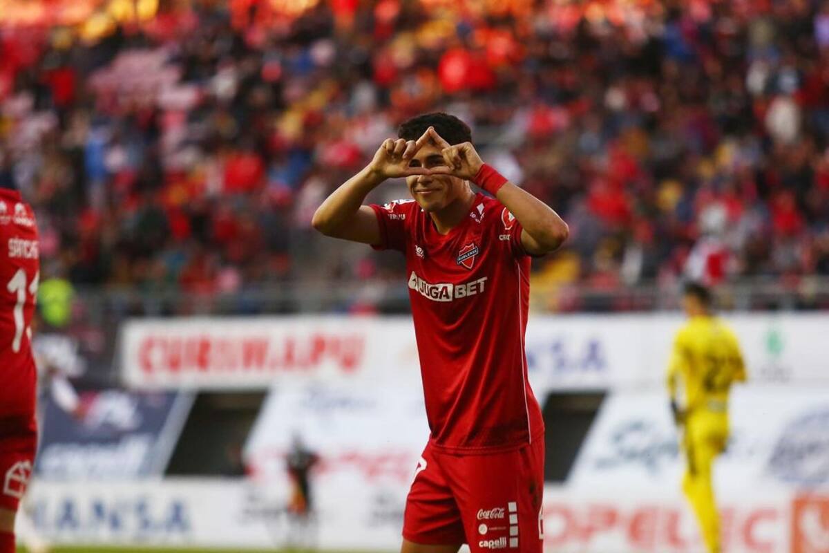 “Siempre serás parte de la familia”: club del fútbol chileno lo despidió y alista su regreso a la U.