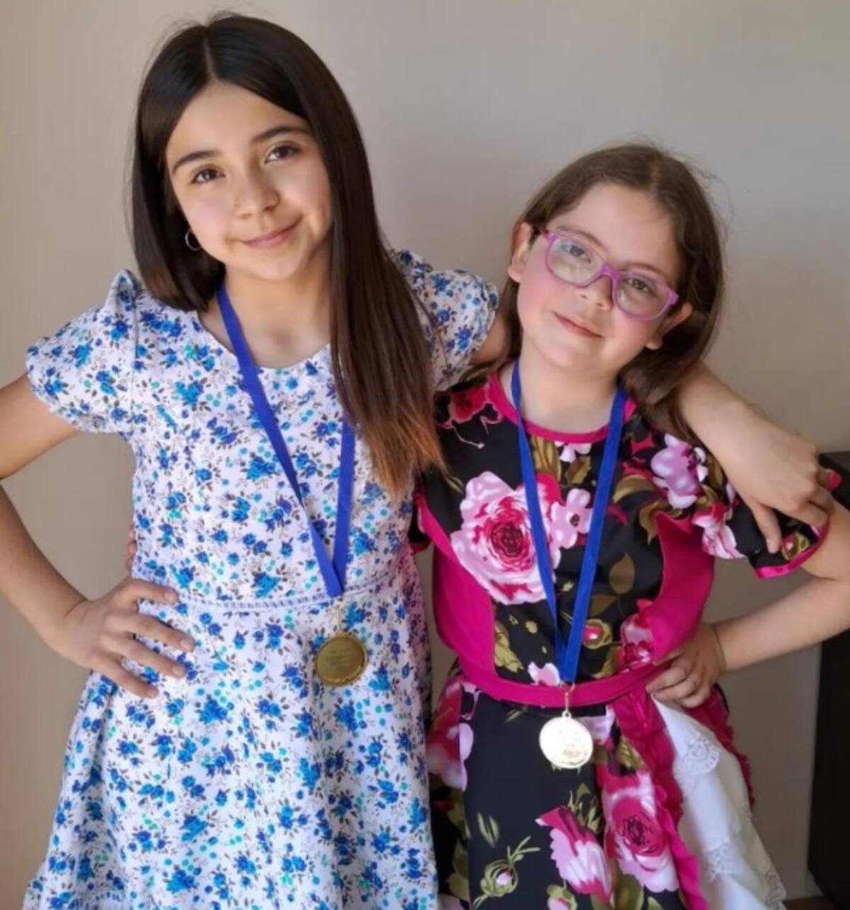 Florencia y Amanda son las dos hijas de Francoise Perrot. Créditos: Instagram