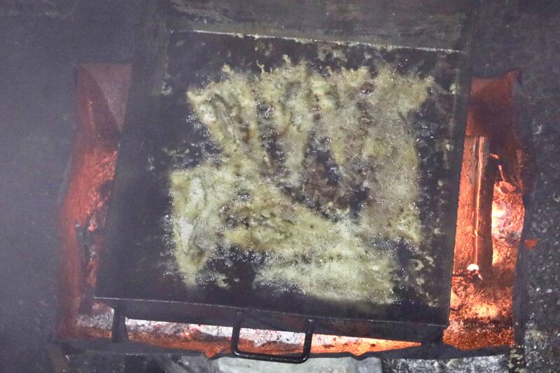 En esta oportunidad, los pescadores de la zona tendrán más de 5.000 unidades de merluza frita lista para todos quienes lleguen al evento. Créditos: Andrés Pina/Aton Chile.