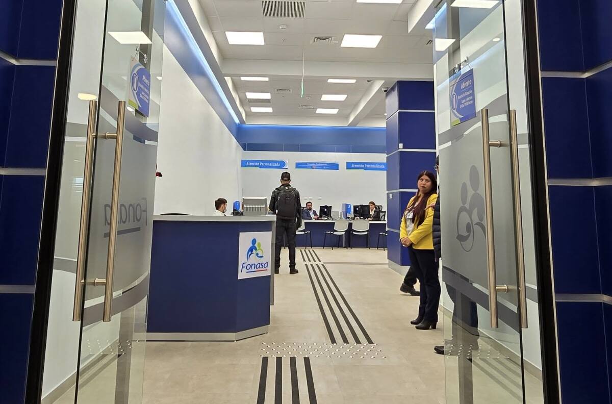 Fonasa abre su primera sucursal dentro de un importante mall de Santiago
