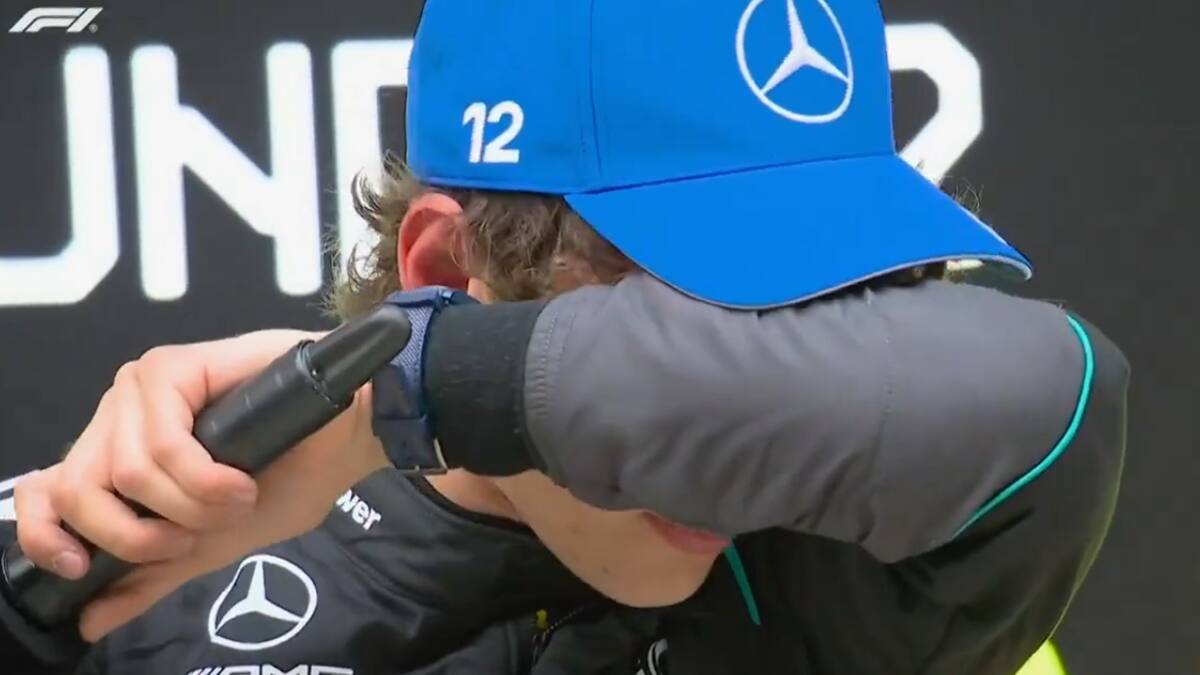 VIDEO | Imposible no emocionarse: las lágrimas de Kimi Antonelli tras ganar su primera carrera en F1