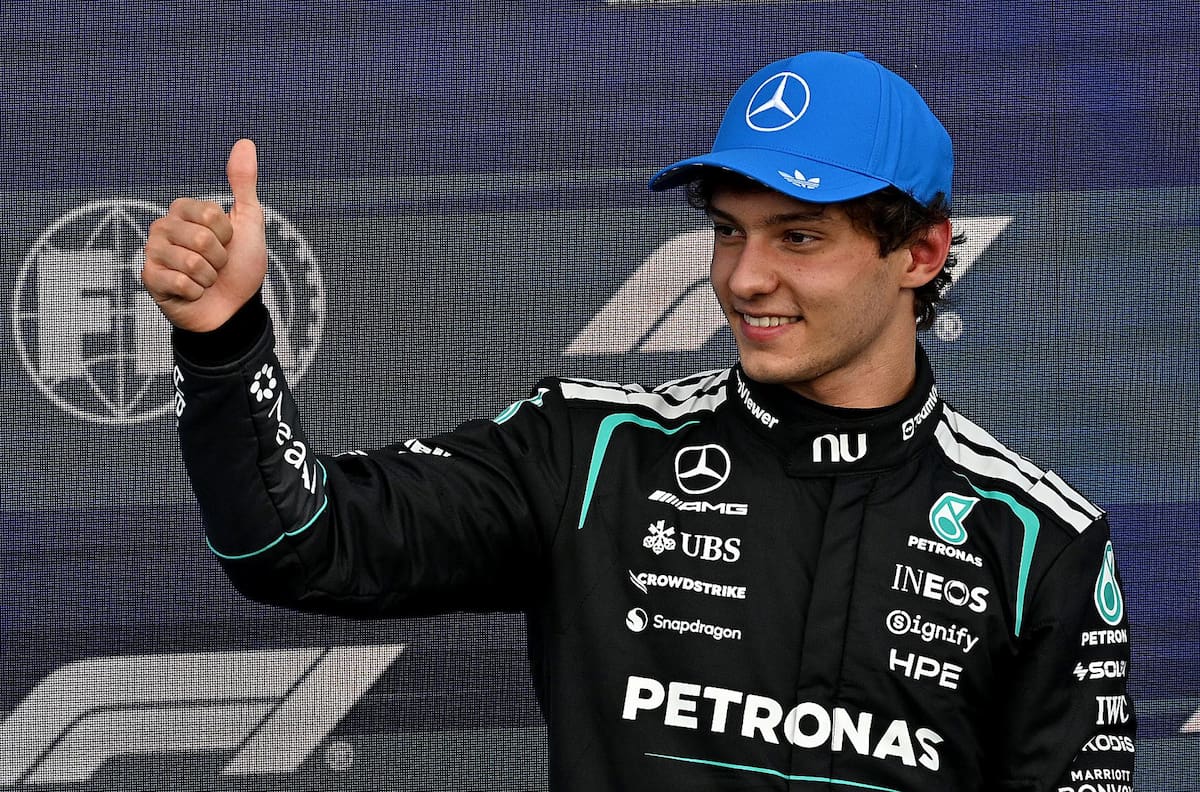 Antonelli firma el sábado perfecto en Silverstone y le quita el sueño a Hamilton