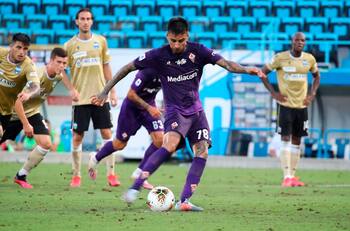 El gol de Erick Pulgar que sentenció el triunfo de Fiorentina sobre Spal