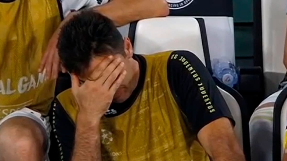 Desolador: La triste reacción de Buffon en el primer gol del Lyon