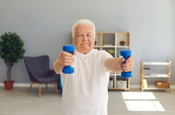 Combate la osteopenia y osteoporosis con estos 4 pasos que recomienda Harvard