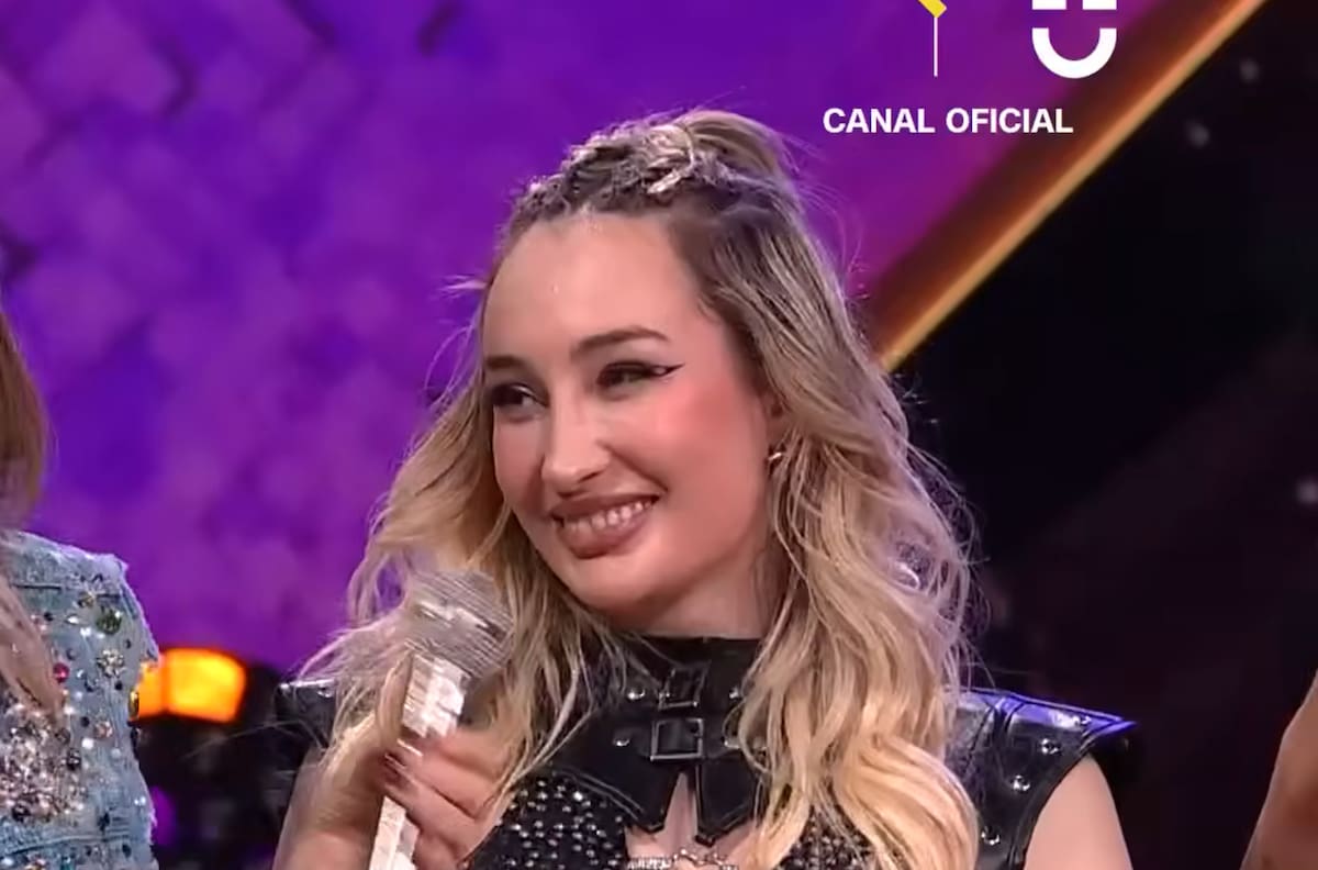 “Hablamos para juntarnos en Madrid”: Fran Maira reveló coqueto vínculo con reconocido actor de Netflix en Fiebre de Baile