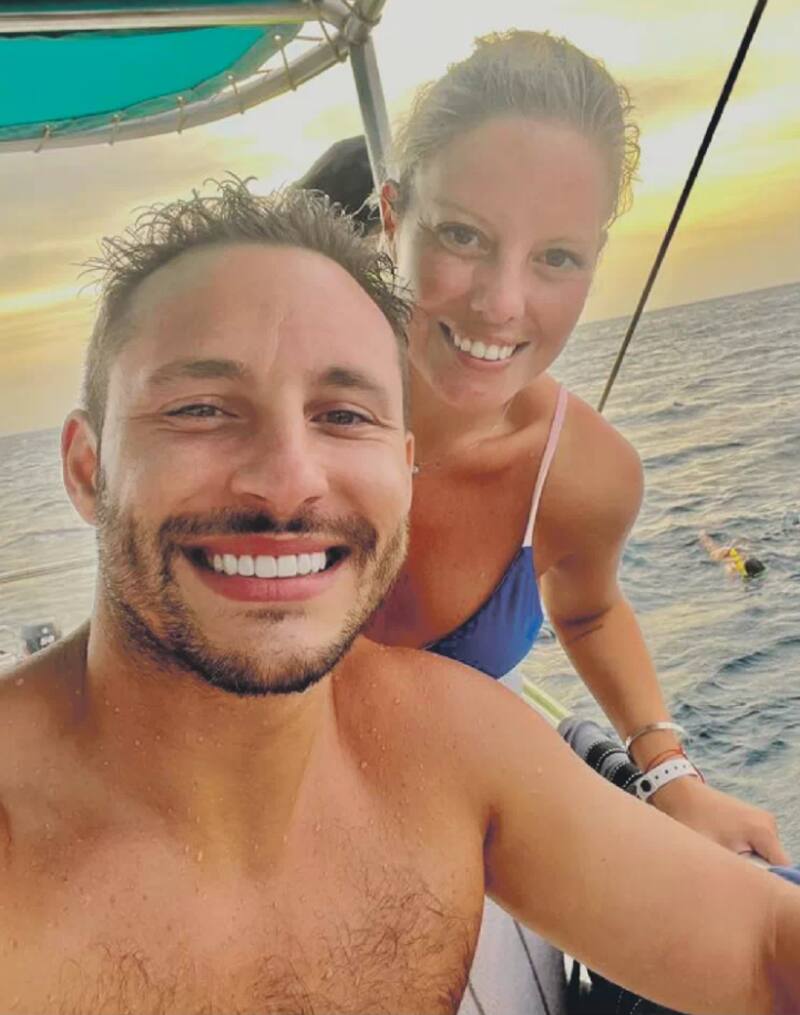 La veterinaria y etóloga de 31 años le habría pedido pololeo a Francesco Gazzella, quien contó más detalles de su historia de amor.