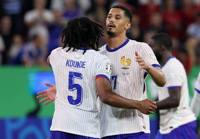 debutó con triunfo en la Eurocopa. EFE.