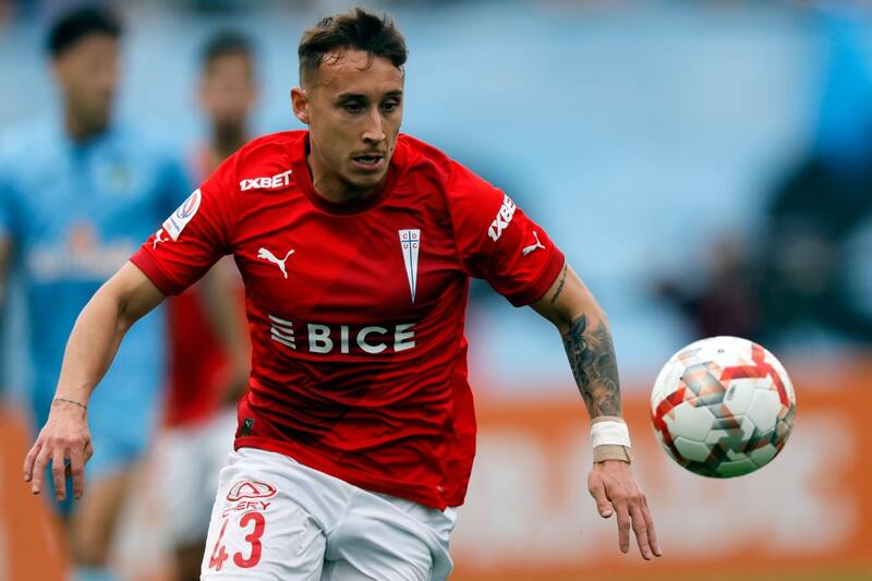 , delantero de Universidad Católica. Foto: Agencia Aton.