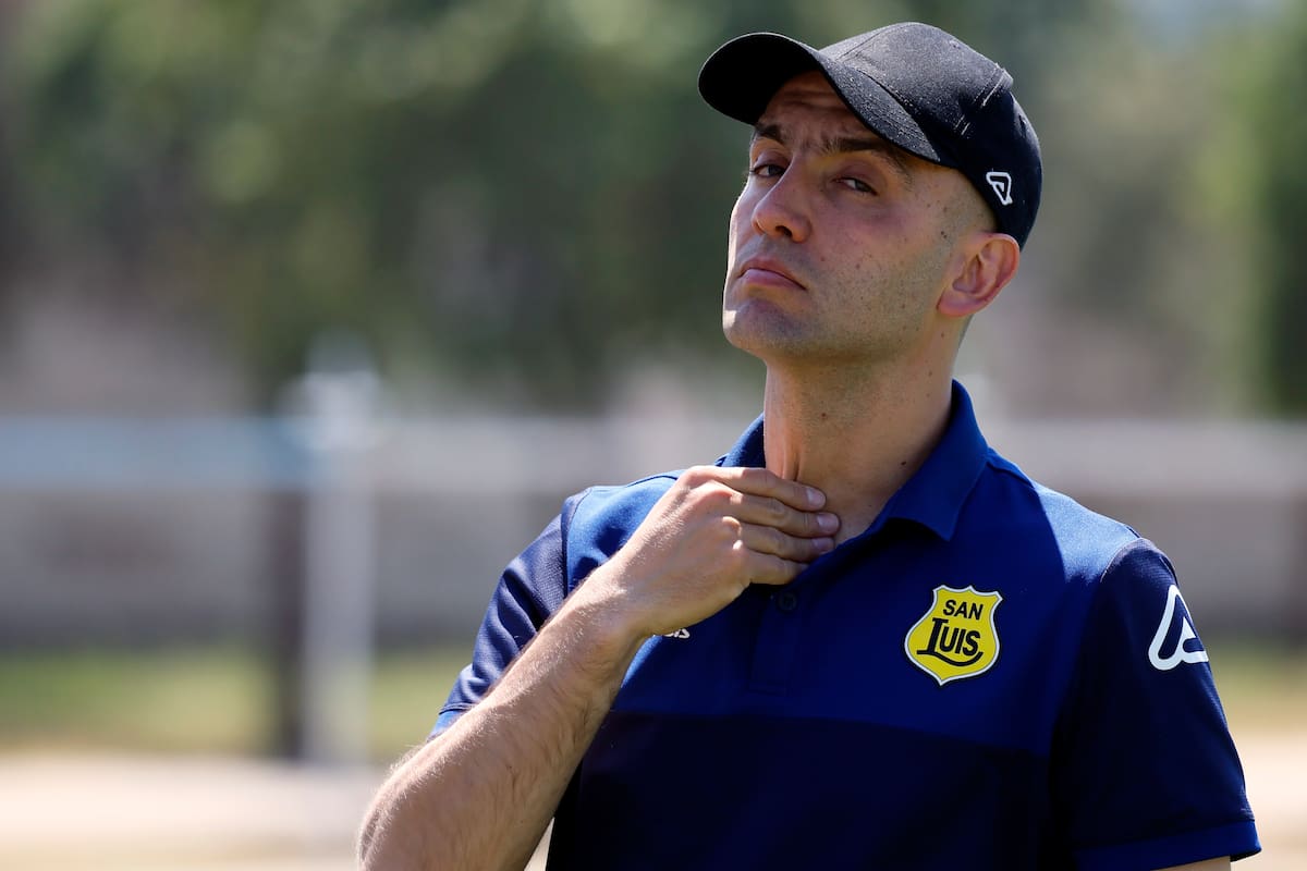 El DT en su paso por San Luis. Foto: Agencia Aton.