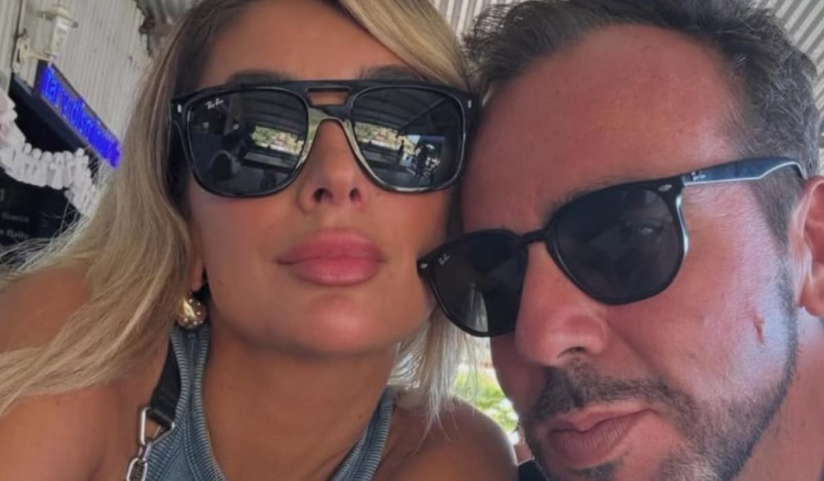 llevan casi un año de romance tras infidelidad de Carla Jara.