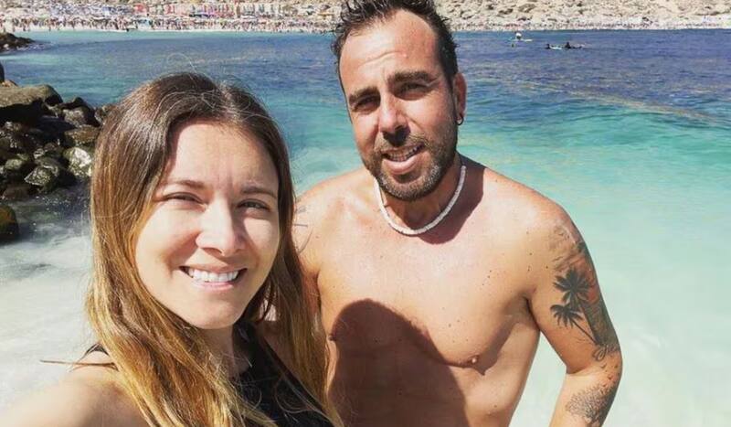 habría pagado millonaria cifra a su expareja.