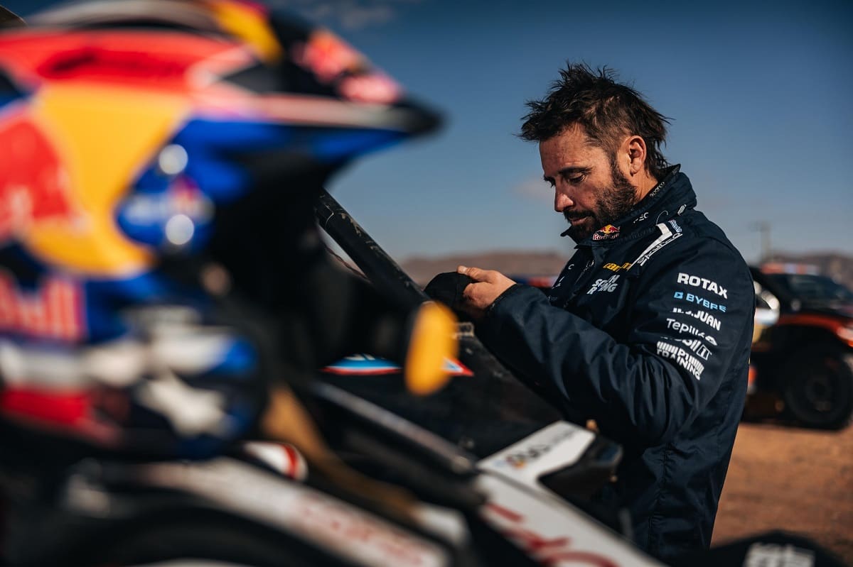 Chaleco ya sabe lo que es ganar el Dakar.