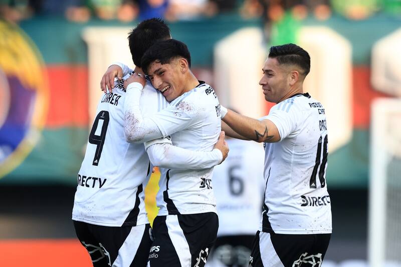 celebrando su gol ante Audax. Foto: Aton.