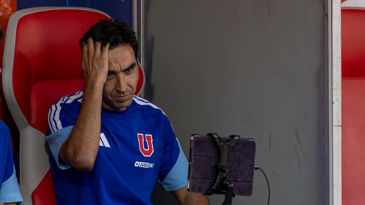 “Es muy pronto para hablar de una salida de Meneghini, es cosa que le agarre la mano al plantel”