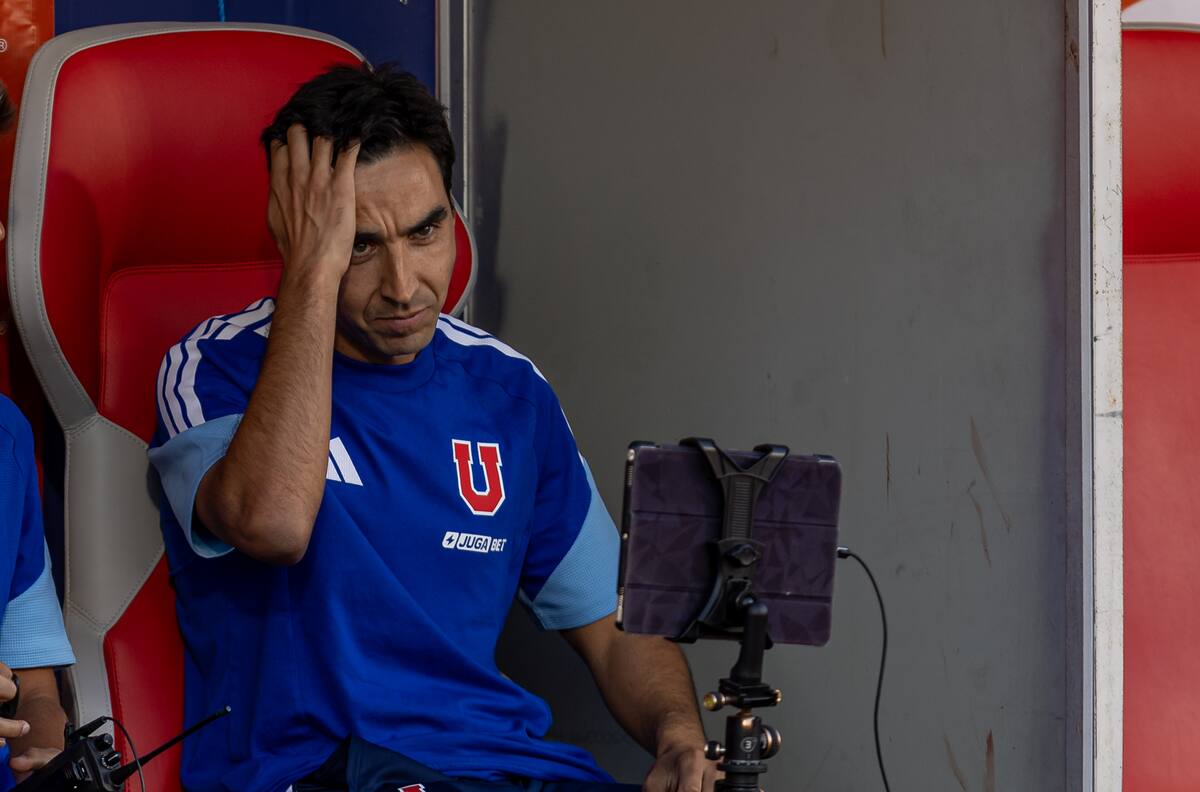 “Es muy pronto para hablar de una salida de Meneghini, es cosa que le agarre la mano al plantel”