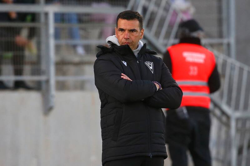 Francisco Palladino seguirá siendo el DT de Santiago Wanderers. (Foto: Agencia Aton)