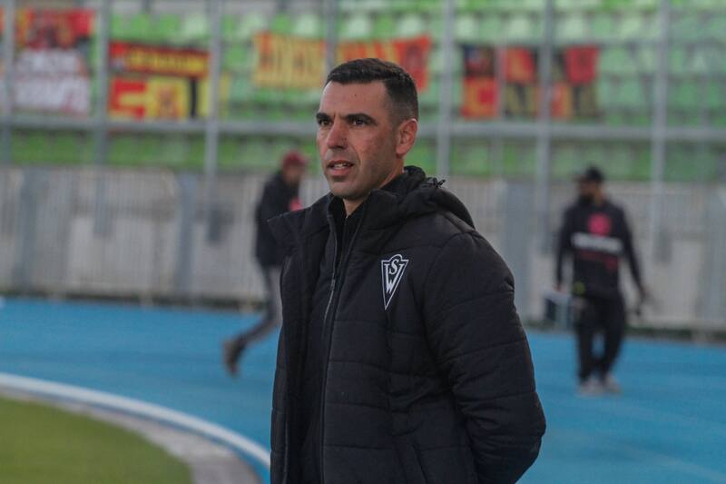 Francisco Palladino no ha podido despegar en la conducción técnica del "Decano". Foto: Agencia Aton.