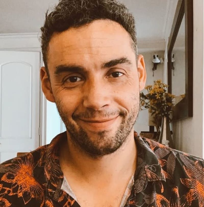 El periodista tomará el lugar de Luis Ugalde en el matinal de CHV. Créditos: Instagram