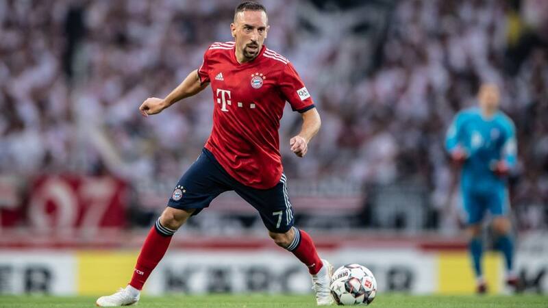 El ex jugador del Bayern Múnich contó como conoció al campeón del mundo con Argentina.