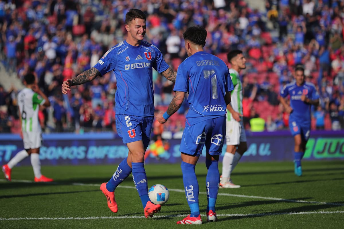 Franco Calderón estaba suspendido, pero igual podrá jugar en Copa Sudamericana: este es el motivo. Foto: Aton.