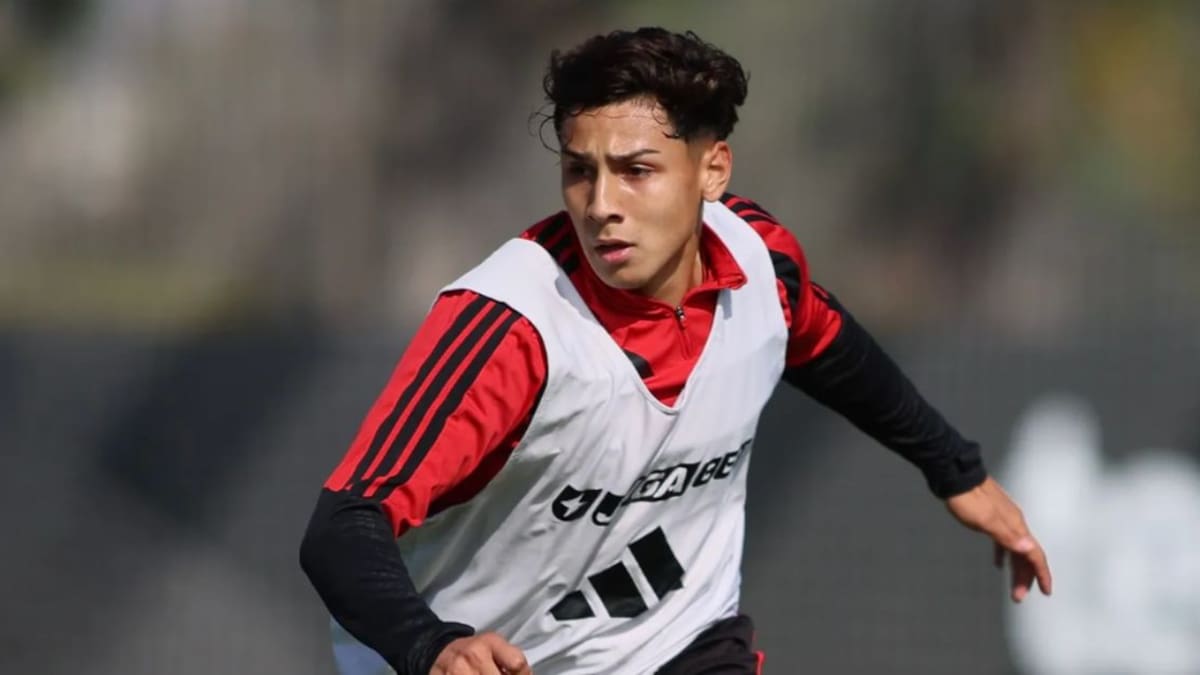 “Lo hace bien en su categoría”: Fernando Ortiz respalda a Franco Garrido luego de ser citado por primera vez en Colo-Colo