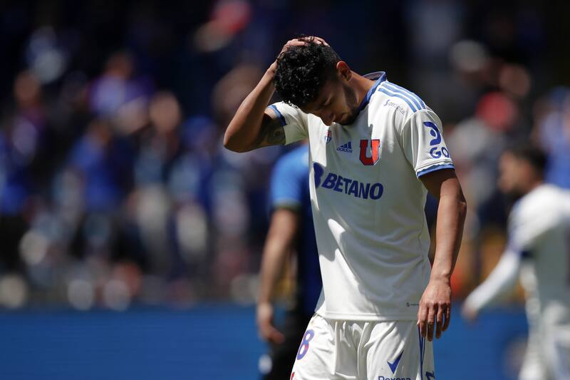 Franco Lobos, delantero de la Universidad de Chile.
