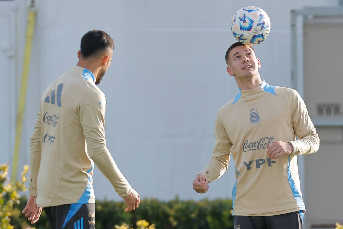 con la Selección Argentina. EFE