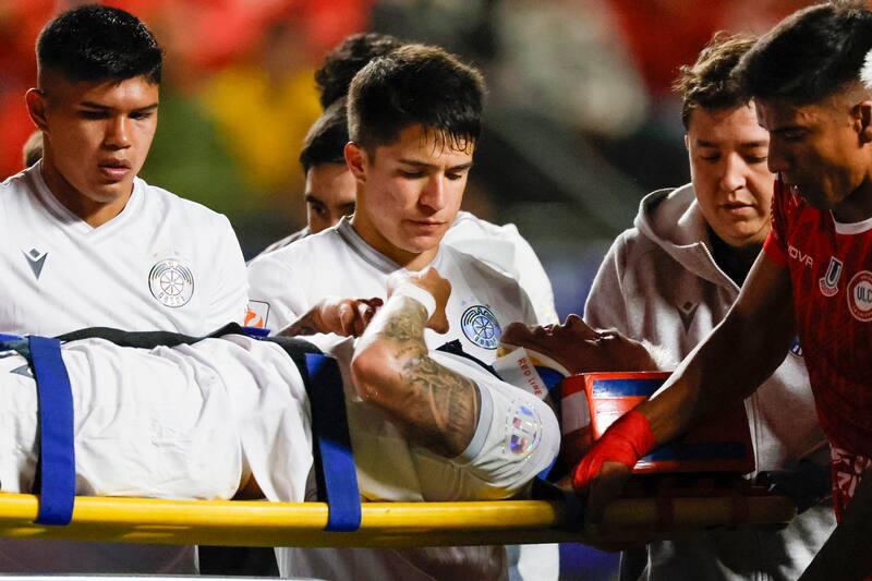 fue dado de alta tras su choque en Audax Italiano. Foto: Agencia Aton.