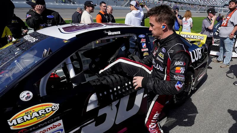 hizo su debut en la Xfinity Series de Nascar.