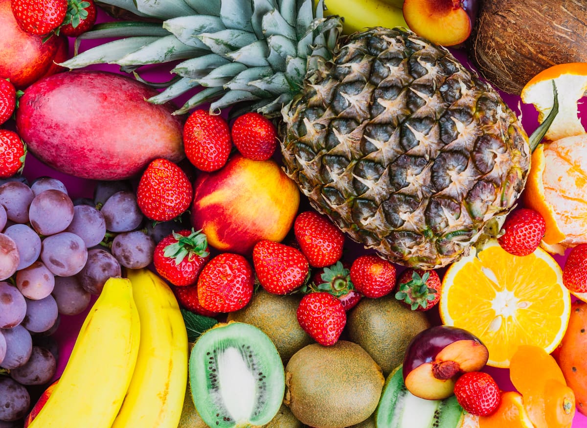 Conoce cómo debes conservar las frutas y verduras en tu hogar, para que no terminen la basura.