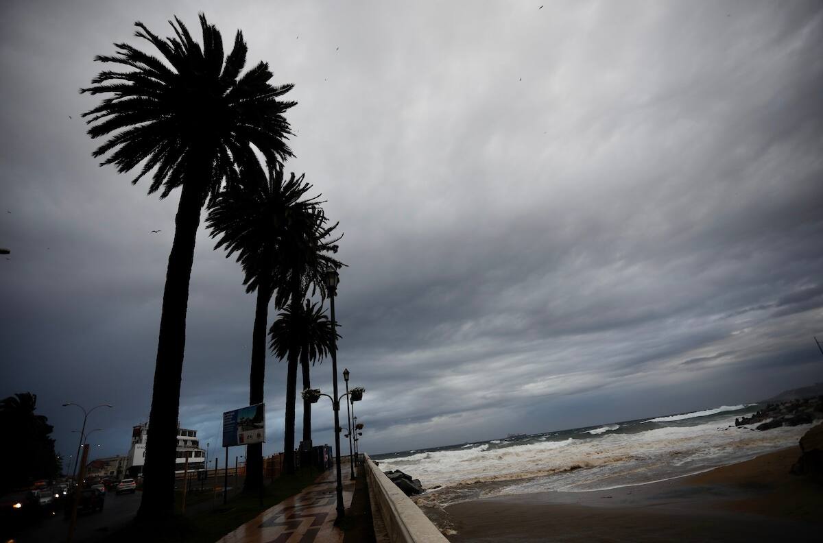 Alerta por llegada del sistema frontal al norte de Chile: Estas son las regiones donde habrá vientos de hasta 110 km/h
