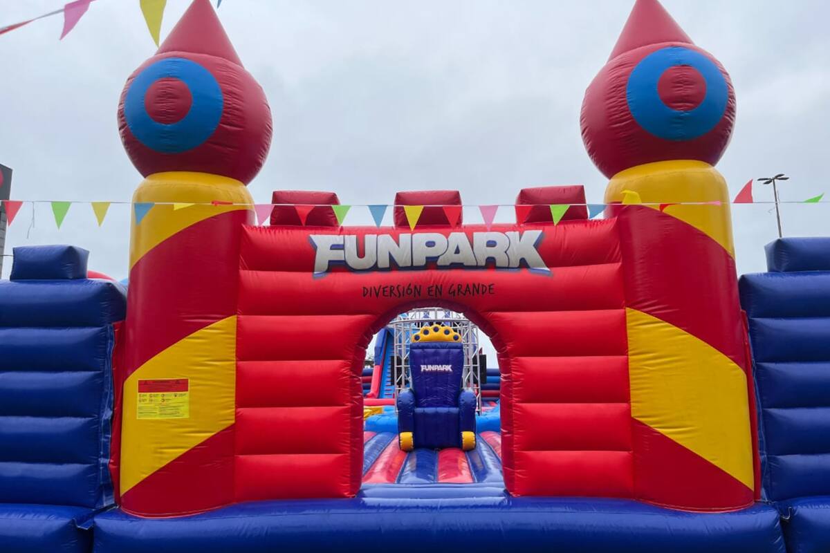 El recinto se ubica en los principales centros comerciales del país.