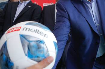 Entrenador del fútbol chileno admite aplicar “copy-paste” con otros técnicos: “No me avergüenza decirlo”