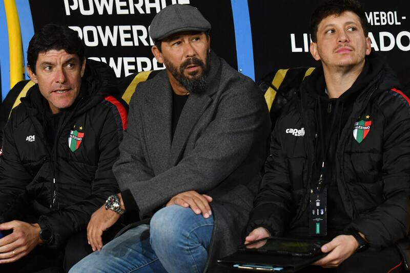 Pablo Vitamina Sánchez y su homenaje a Miguel Ángel Russo. Foto: Aton.