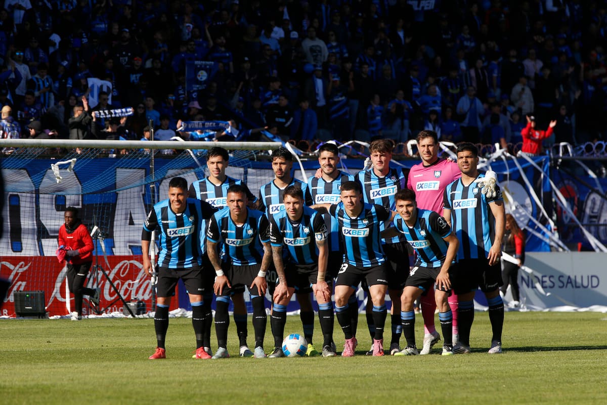 “Con mi venta a la U ayudé a construir el estadio de Huachipato; hoy en el club solo queda eso y el escudo”. Foto: Aton.