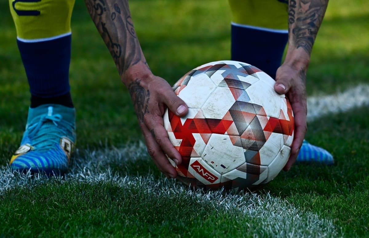 sigue con su mercado de fichajes.