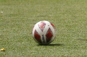 El clásico que podría costarle el puesto a otro entrenador en el fútbol chileno