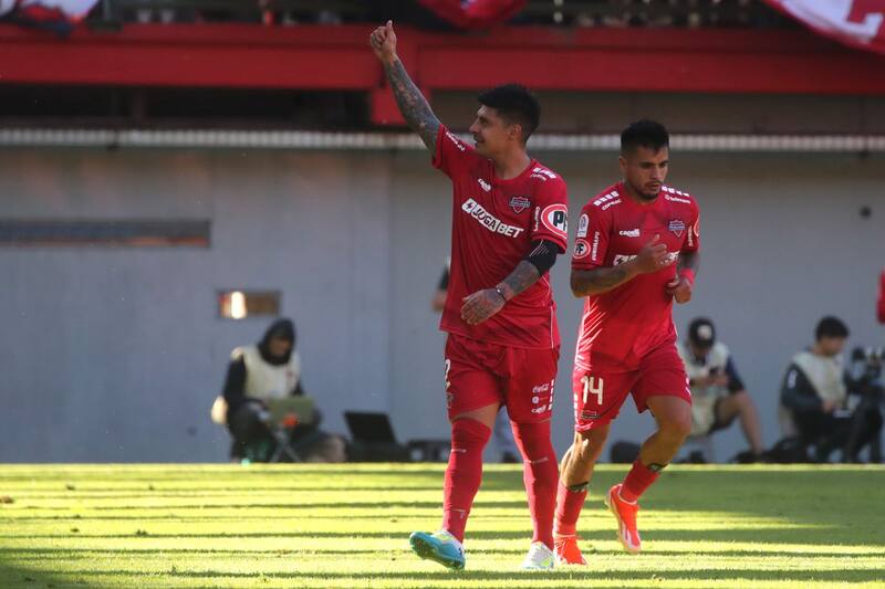 Patricio Rubio comienza a tener nuevamente protagonismo en Ñublense Foto: Agencia Aton.