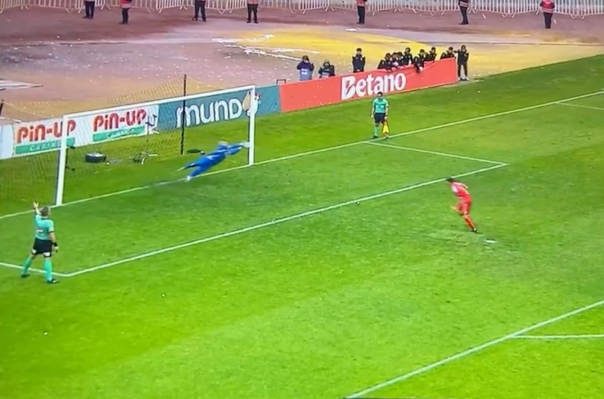 VIDEO | Tapó tres: el último penal que atajó Diego Sánchez y clasificó a Coquimbo a la final de Copa de la Liga