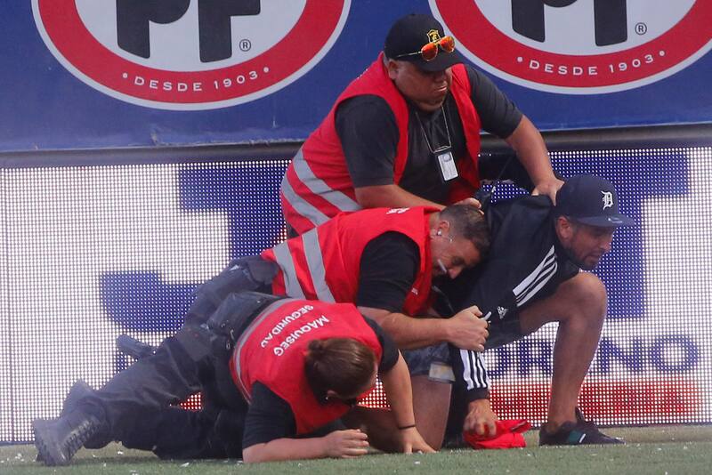 El fútbol chileno ha tenido más de una polémica. Crédito: Agencia Aton.