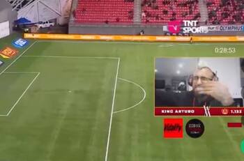 VIDEO | La imperdible reacción de Arturo Vidal ante el mejor gol del año en el Campeonato Nacional