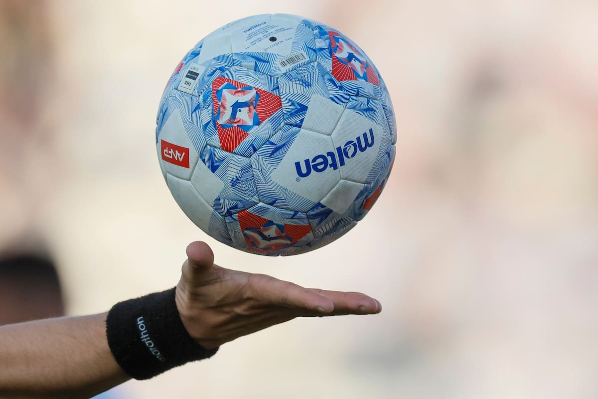 El fin de semana que se avecina la atención estará en dos torneos que viven etapas decisivas en el fútbol chileno. Agencia Aton