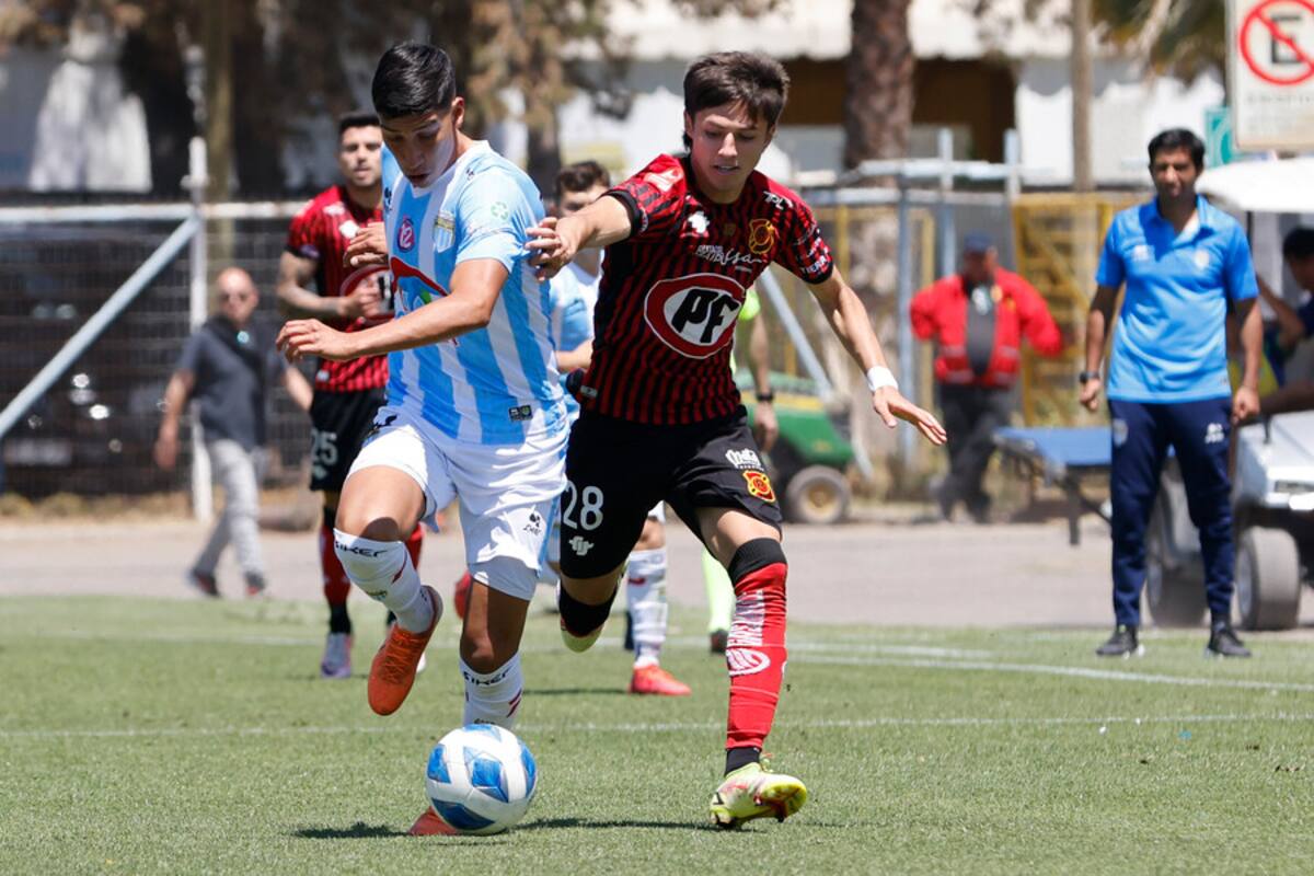Manuel López tuvo una opaca temporada defendiendo la camiseta de Rangers de Talca. Foto: Aton.