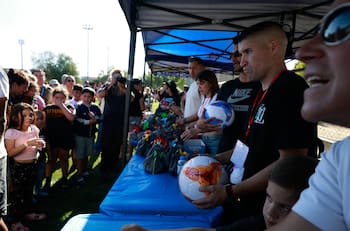 El notable gesto solidario de Gonzalo Tapia que marcó la Navidad de 500 niños en La Pintana: “Jamás lo olvidaremos”