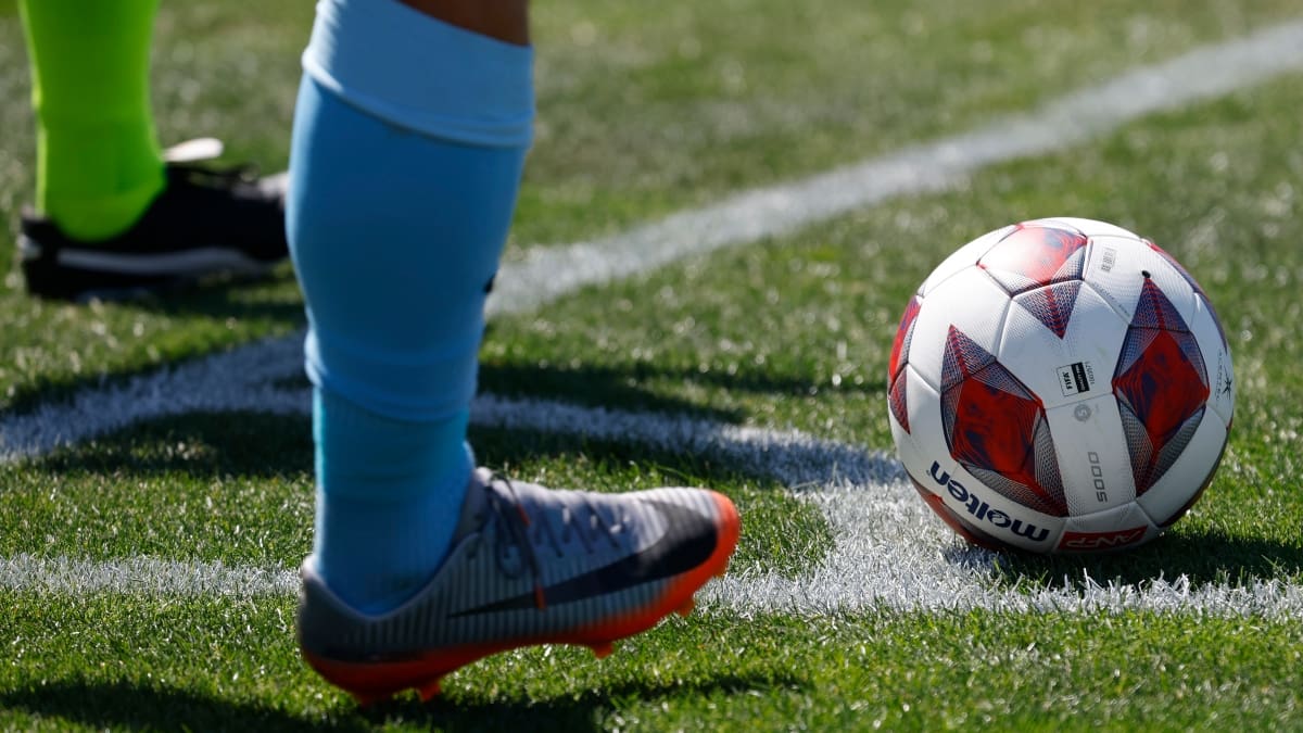 Histórico club del fútbol chileno sufre un duro golpe: no podrá jugar en la temporada 2024