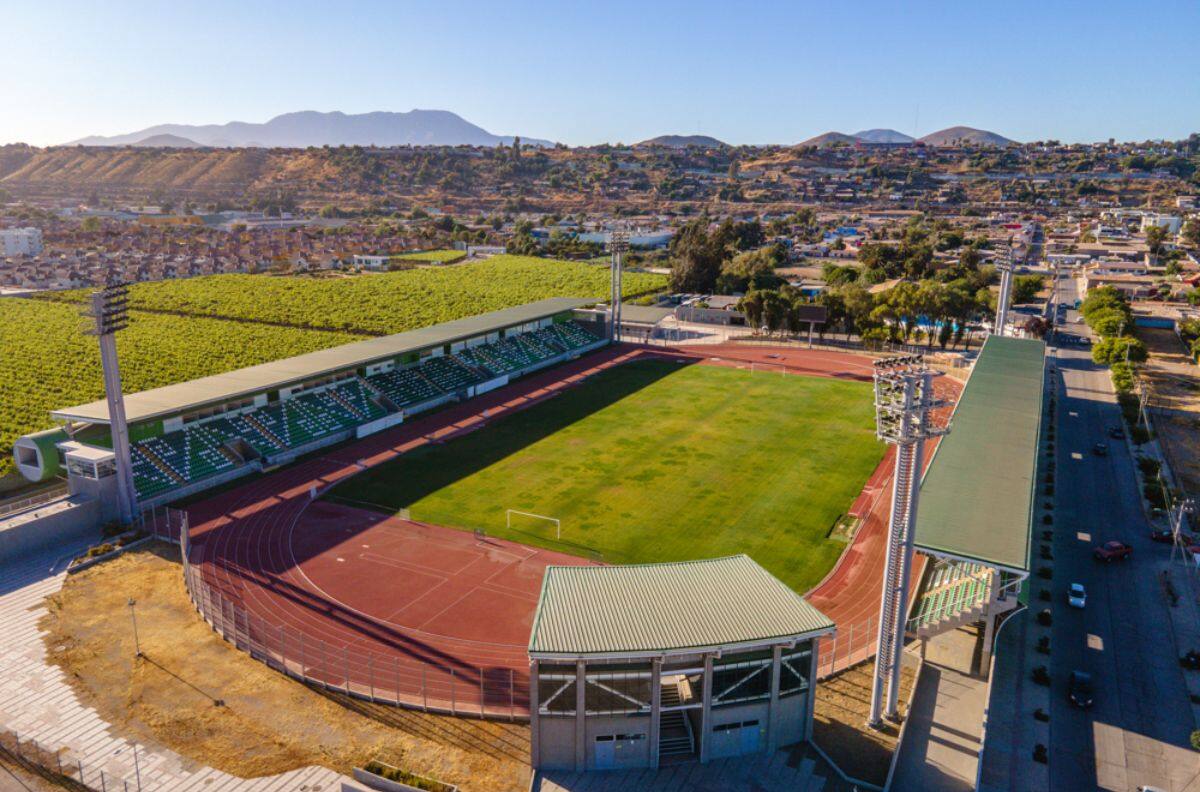 Estadio del fútbol chileno para 5 mil personas y que recién debutará en el fútbol profesional postula al Mundial Sub-20