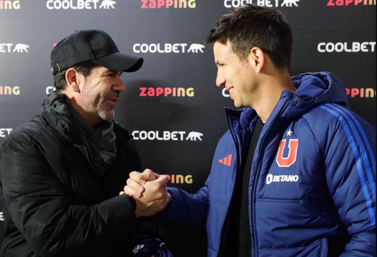 Marcelo Salas asegura que no ha podido fichar jugadores de la U. Foto: @udechile.