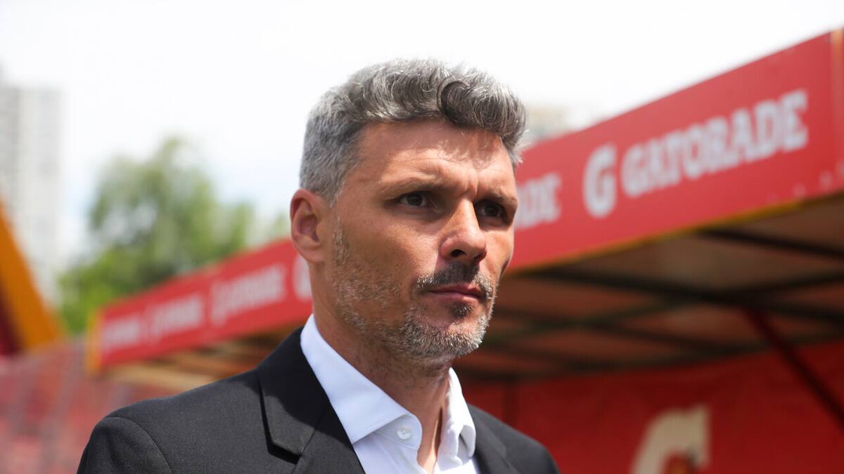 “Si Colo Colo saca a Fernando Ortiz a fin de año, hará el ridículo con todas sus letras”