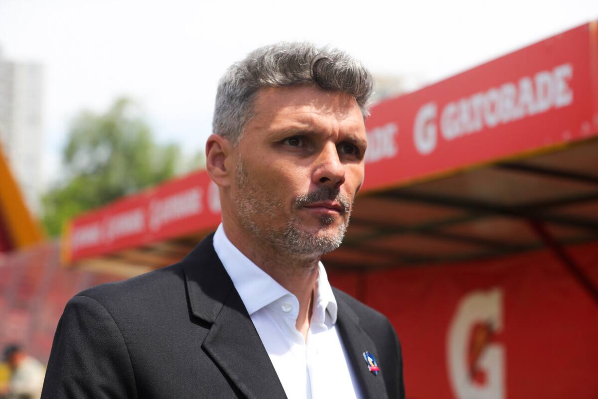 “Si Colo Colo saca a Fernando Ortiz a fin de año, hará el ridículo con todas sus letras”. Foto: Aton.